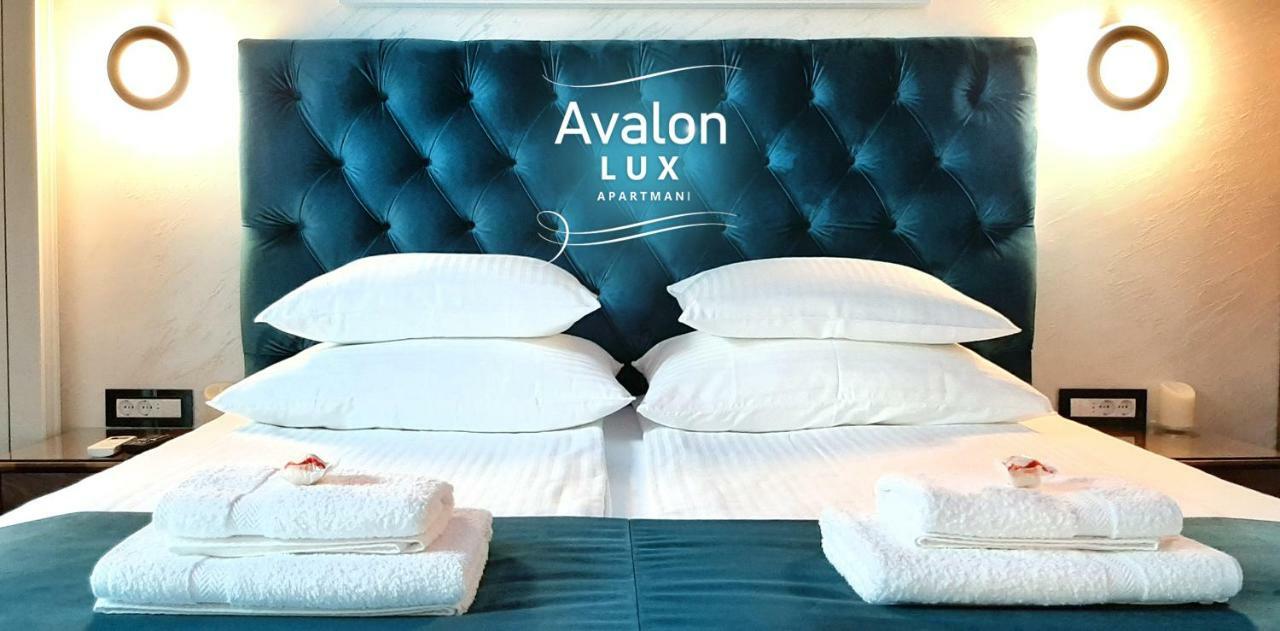 Avalon Lux Studio Apartment Novi Sad Esterno foto