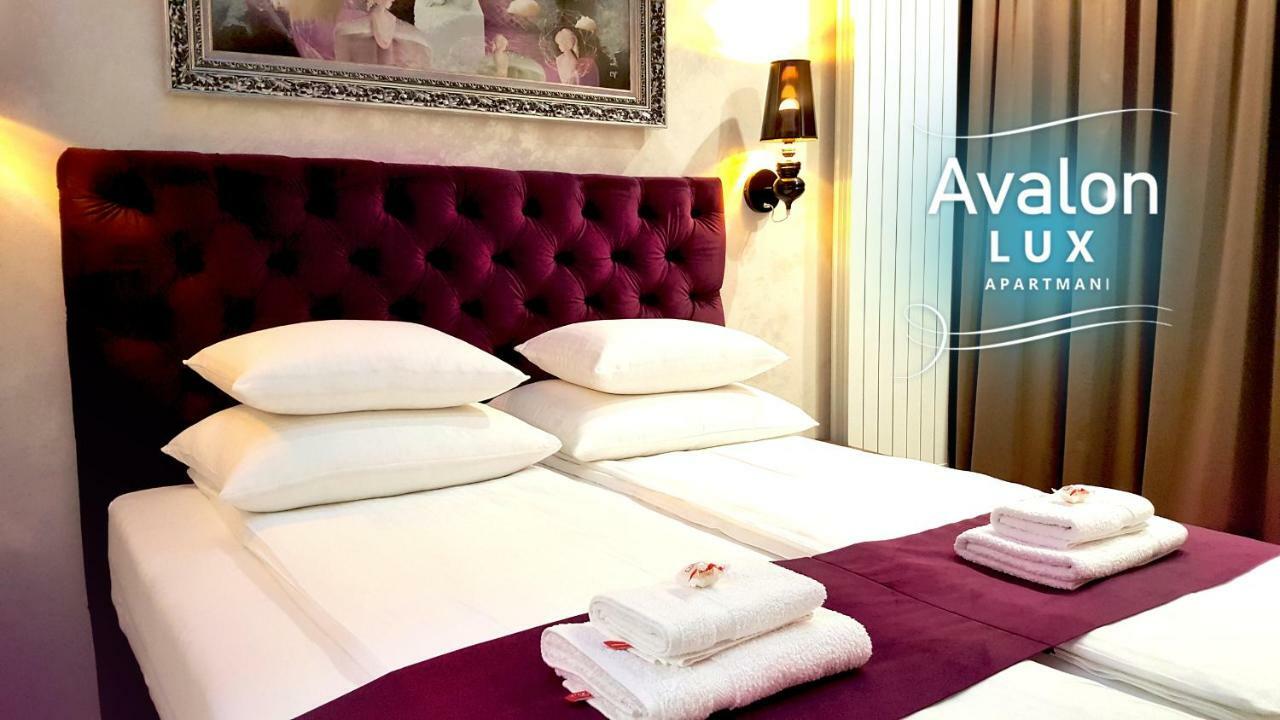 Avalon Lux Studio Apartment Novi Sad Esterno foto