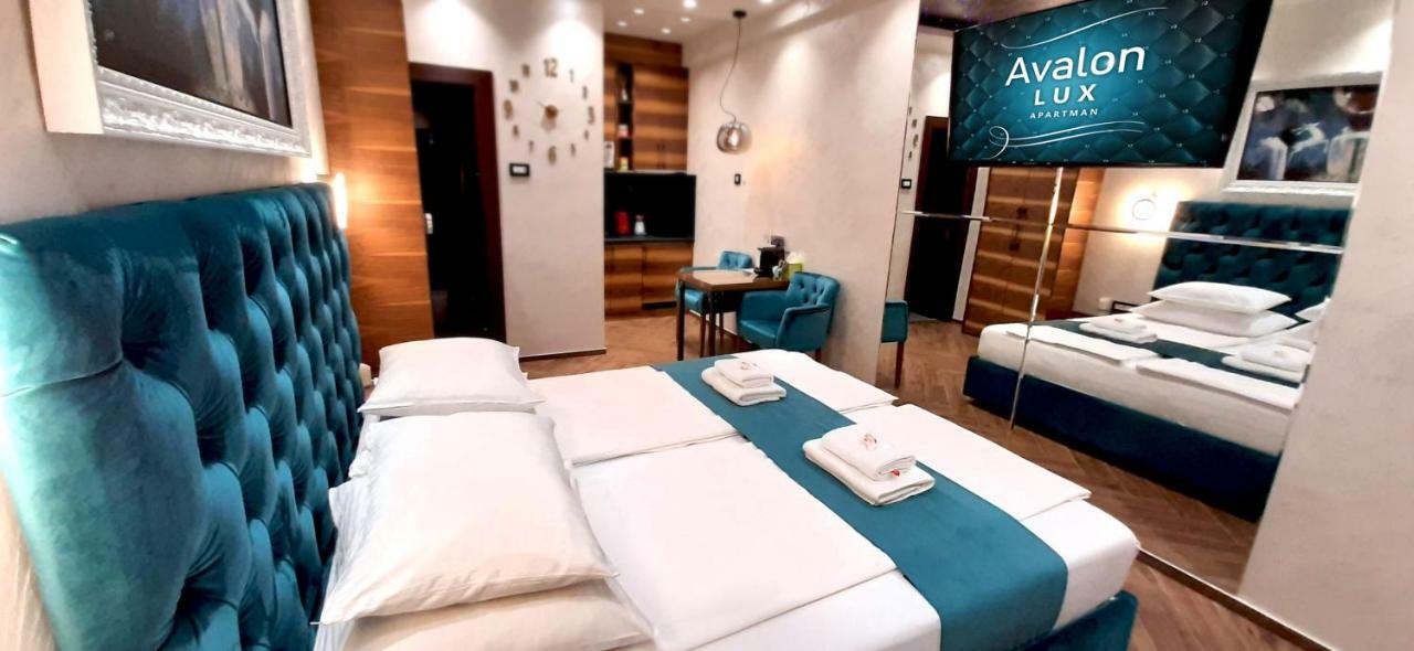 Avalon Lux Studio Apartment Novi Sad Esterno foto